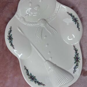 Pfaltzgraff Holly Joy Christmas Embossed Snowman Plate - Great Condition